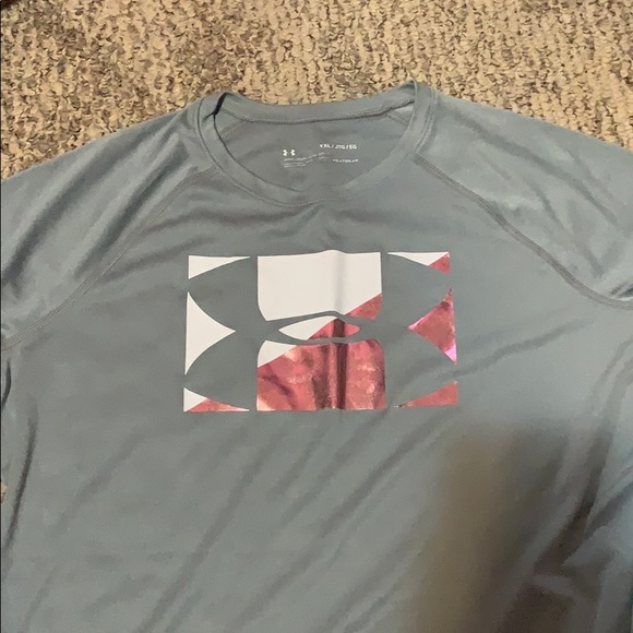 Grey shirt - Picture 1 of 2